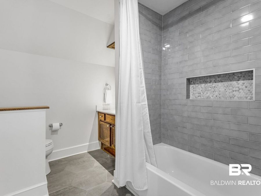 Property Image 64
