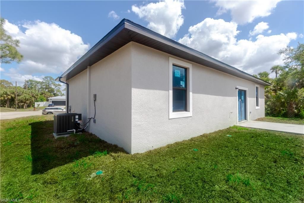 8009 Cod Ct, Labelle, FL 33935 Photo