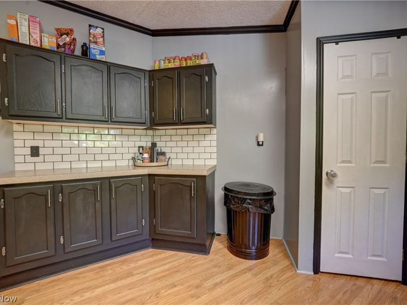 557 Beans Road SE, Sherrodsville, OH 44675 Photo 12