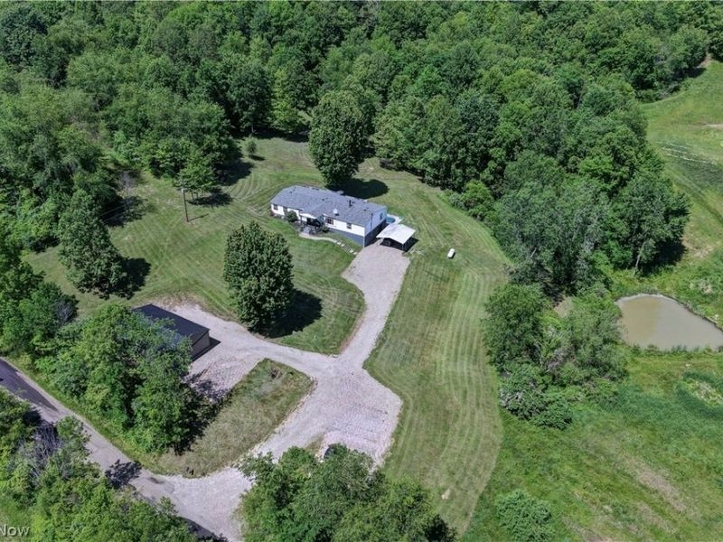 557 Beans Road SE, Sherrodsville, OH 44675 Photo 30