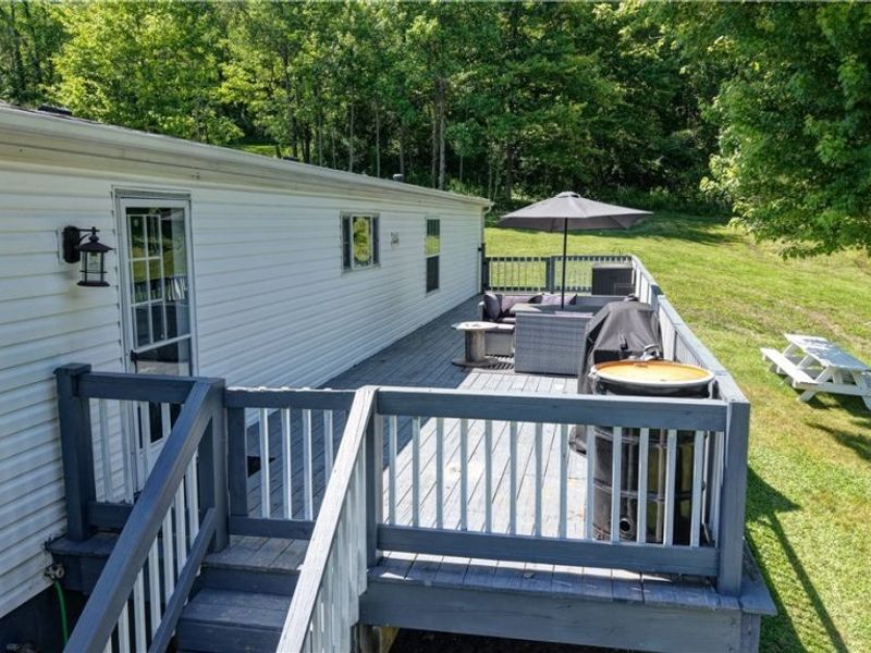 557 Beans Road SE, Sherrodsville, OH 44675 Photo 35
