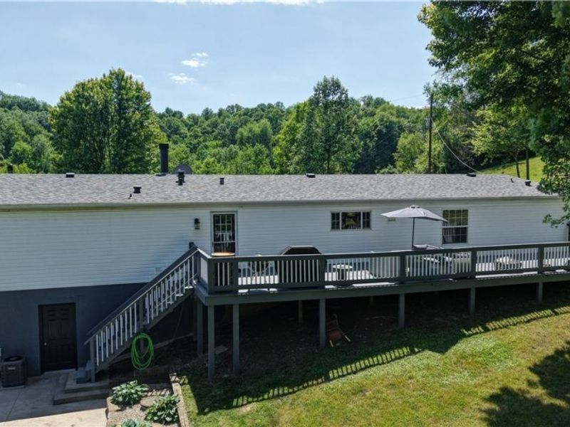 557 Beans Road SE, Sherrodsville, OH 44675 Photo 36