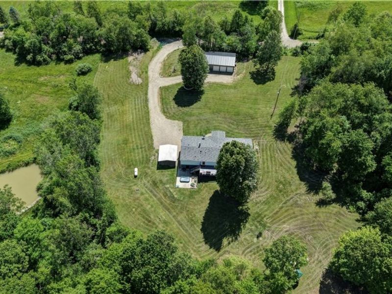 557 Beans Road SE, Sherrodsville, OH 44675 Photo 43
