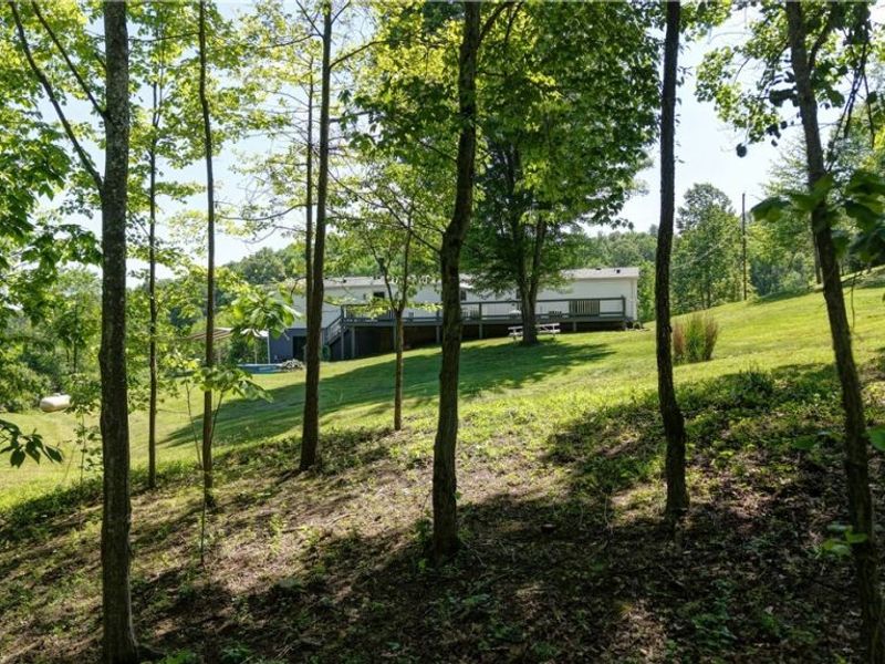 557 Beans Road SE, Sherrodsville, OH 44675 Photo 46