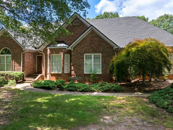 100 Moonview Place, Fayetteville, GA 30215