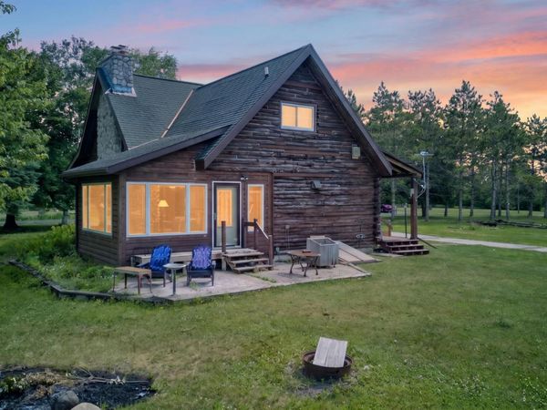 101 North Ave, Cascade, WI 53011