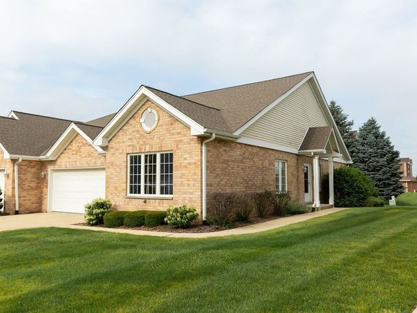 11432 FOXWOODS Drive, Oak Lawn, IL 60453