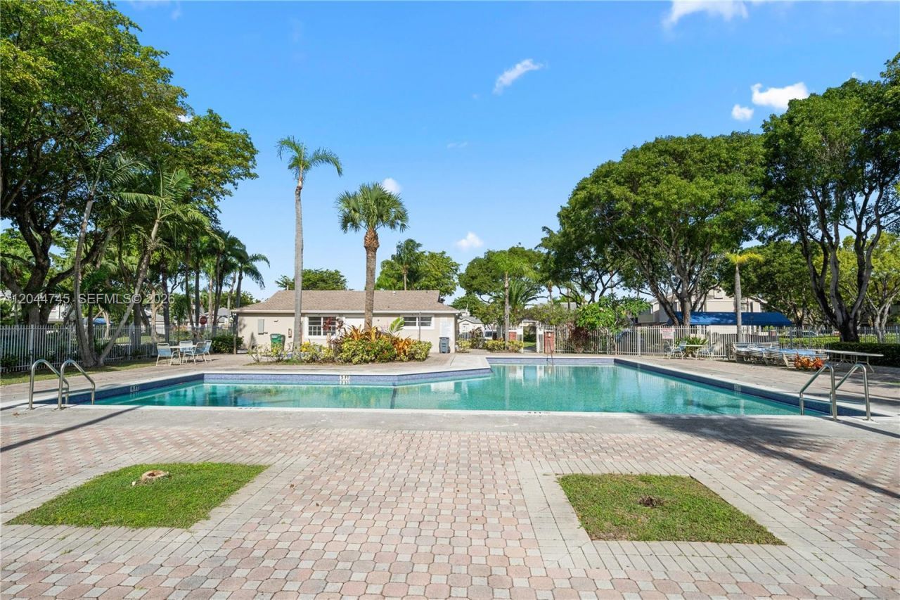 14606 SW 122nd Pl, Unit 14606, Miami, FL 33186 Photo