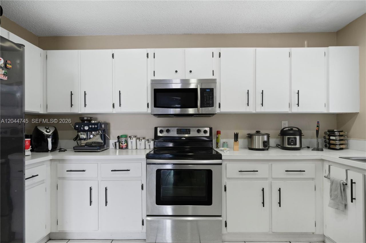 14606 SW 122nd Pl, Unit 14606, Miami, FL 33186 Photo
