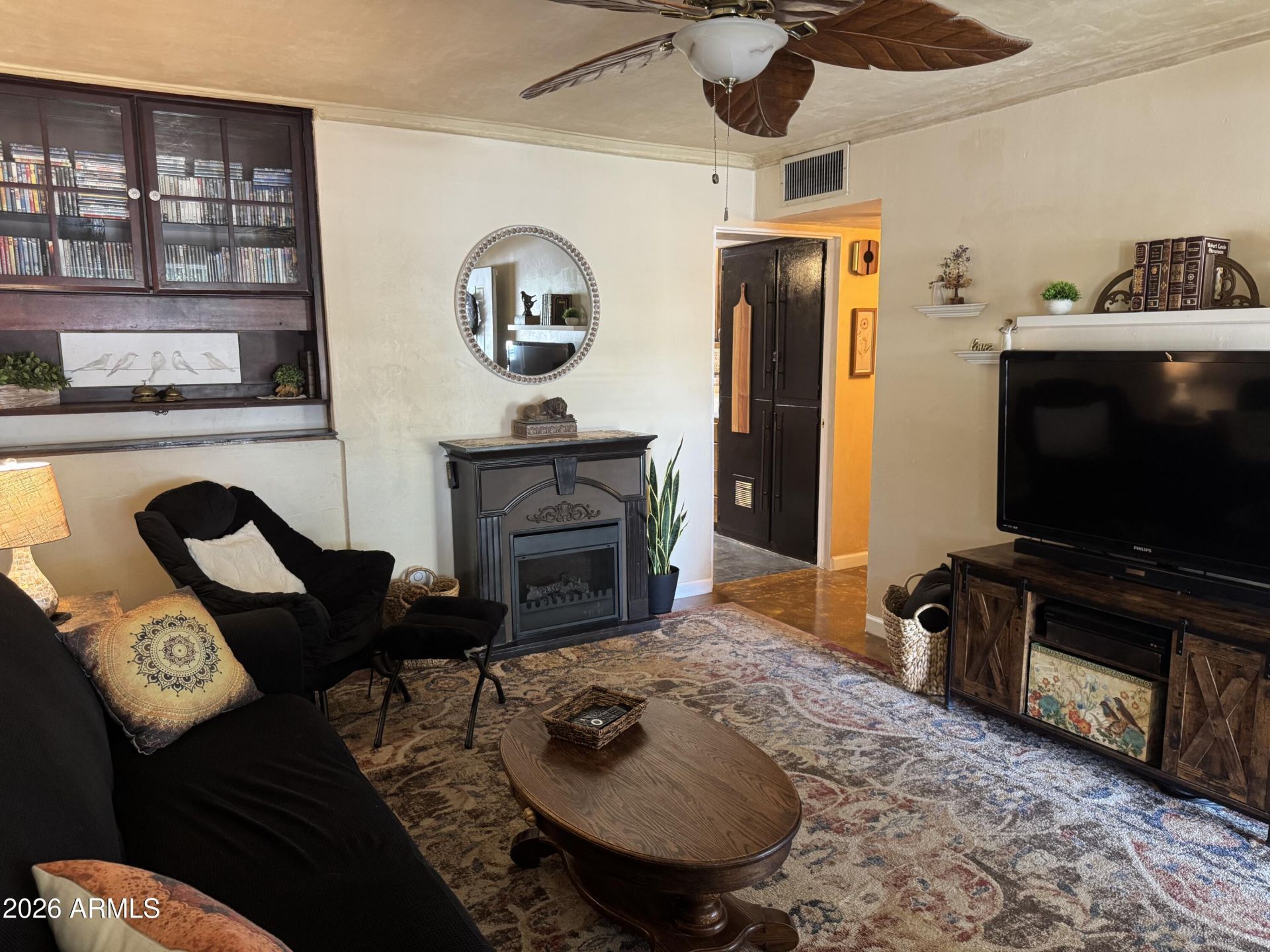 7914 W Weldon Avenue, Phoenix, AZ 85033 Main Photo