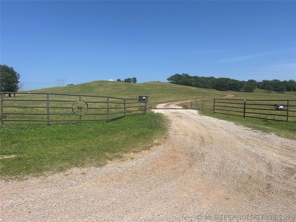 13281 NS 426 RD , Chouteau, OK 74337