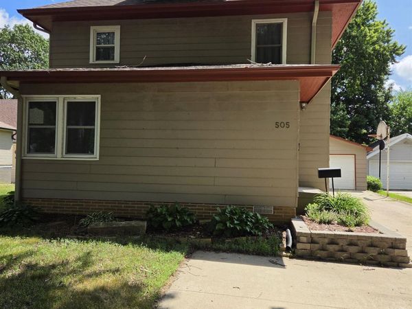 505 S Wooster Street, Algona, IA 50511
