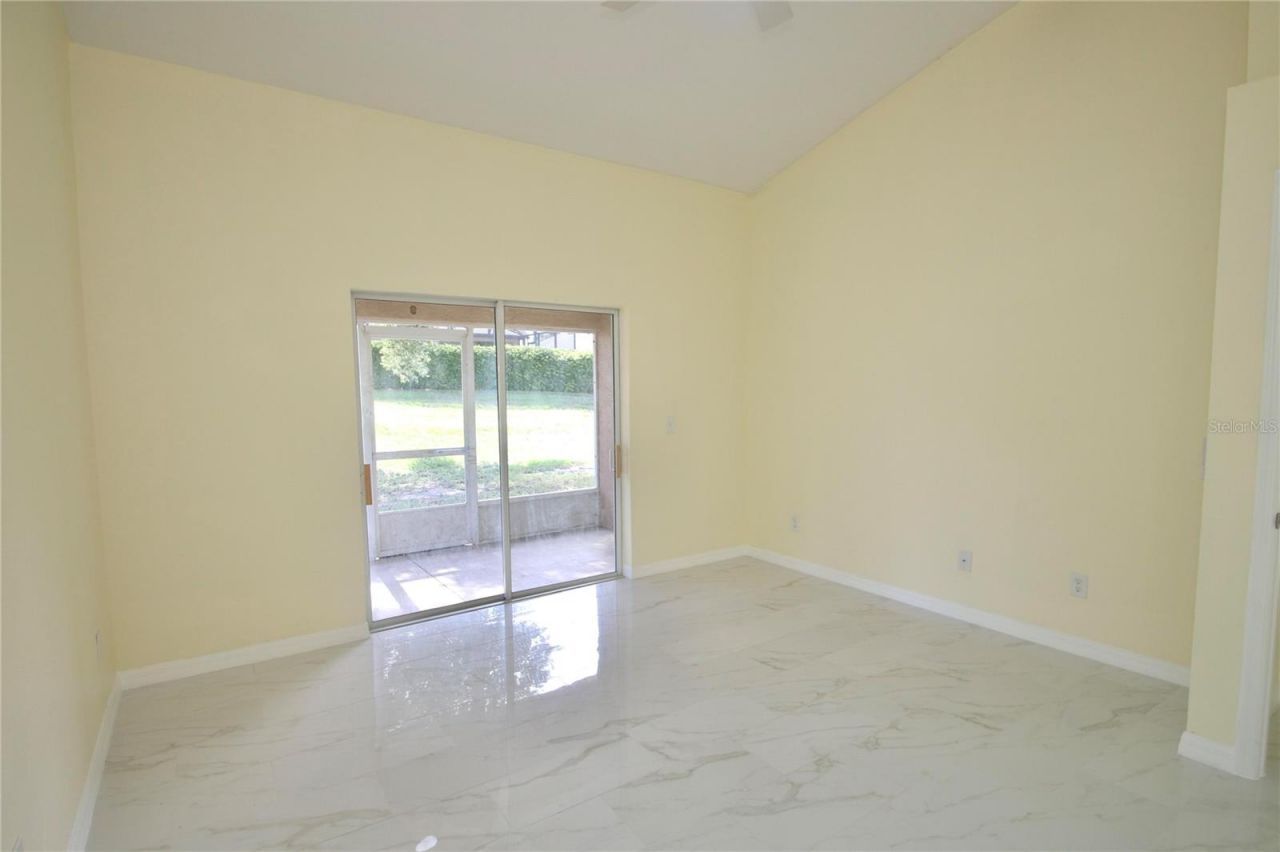 2717 Savannah Drive, Leesburg, FL 34748 Photo
