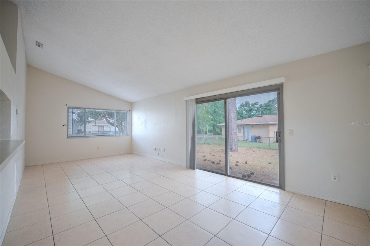 21 Spring Loop Circle , Ocala, FL 34472 Photo