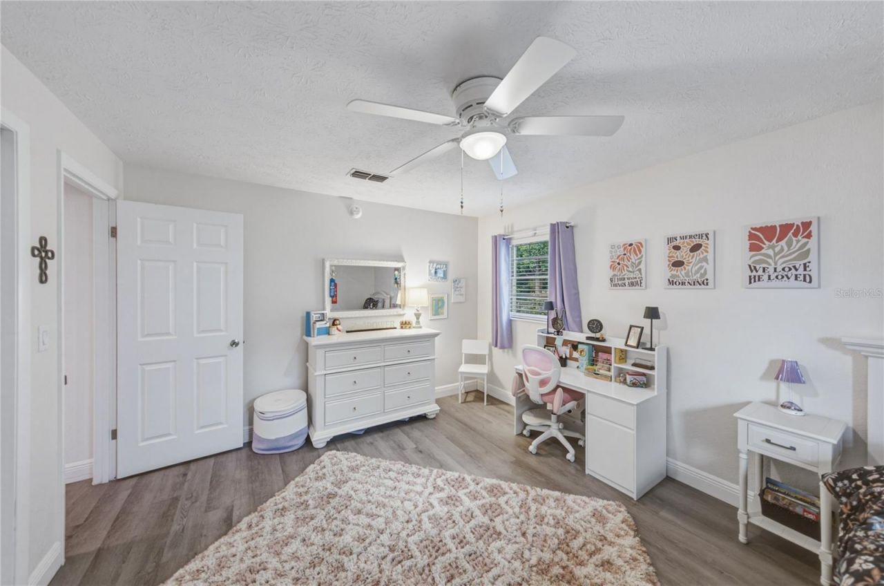 37320 Moore Drive , Dade City, FL 33525 Photo