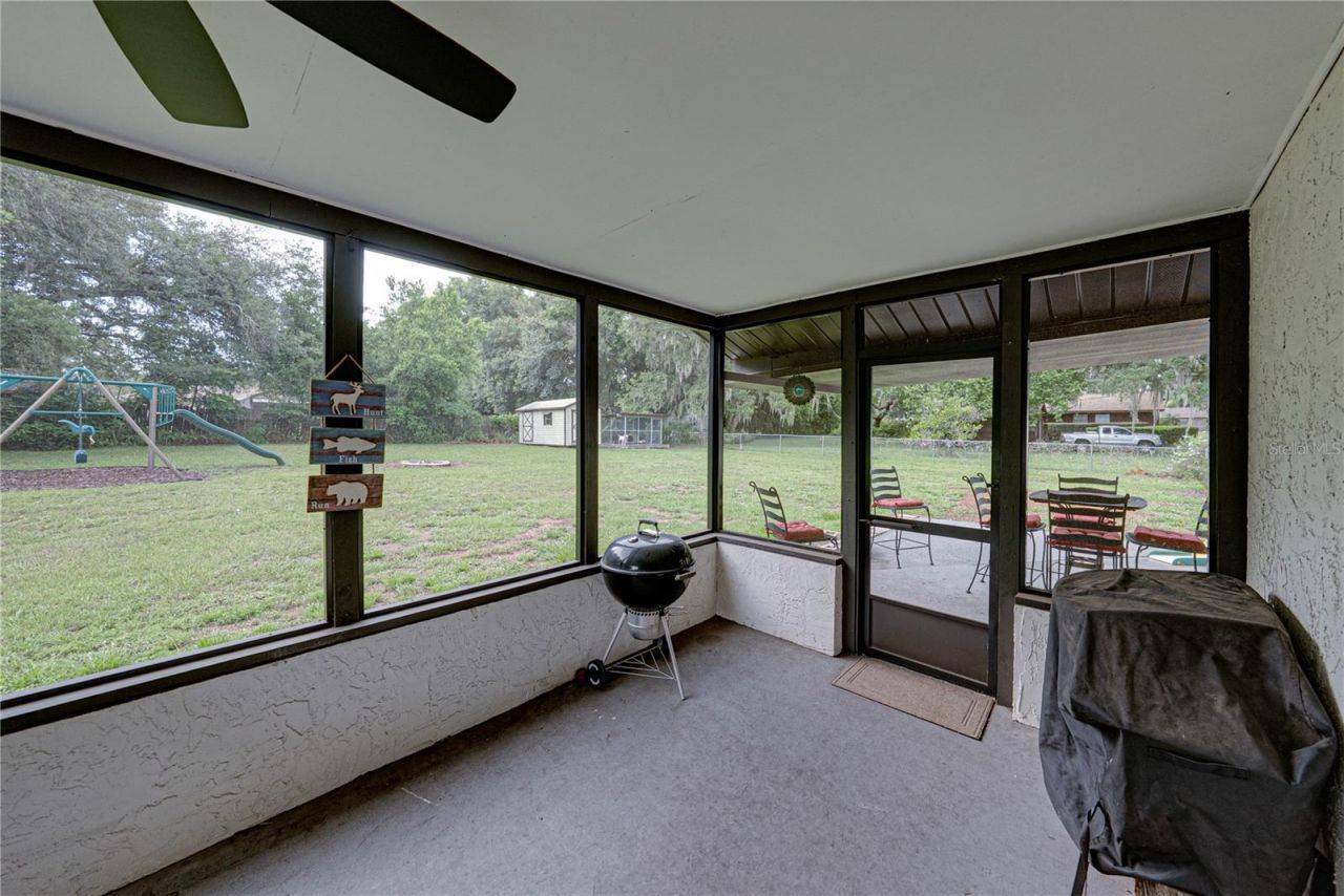 37320 Moore Drive , Dade City, FL 33525 Photo