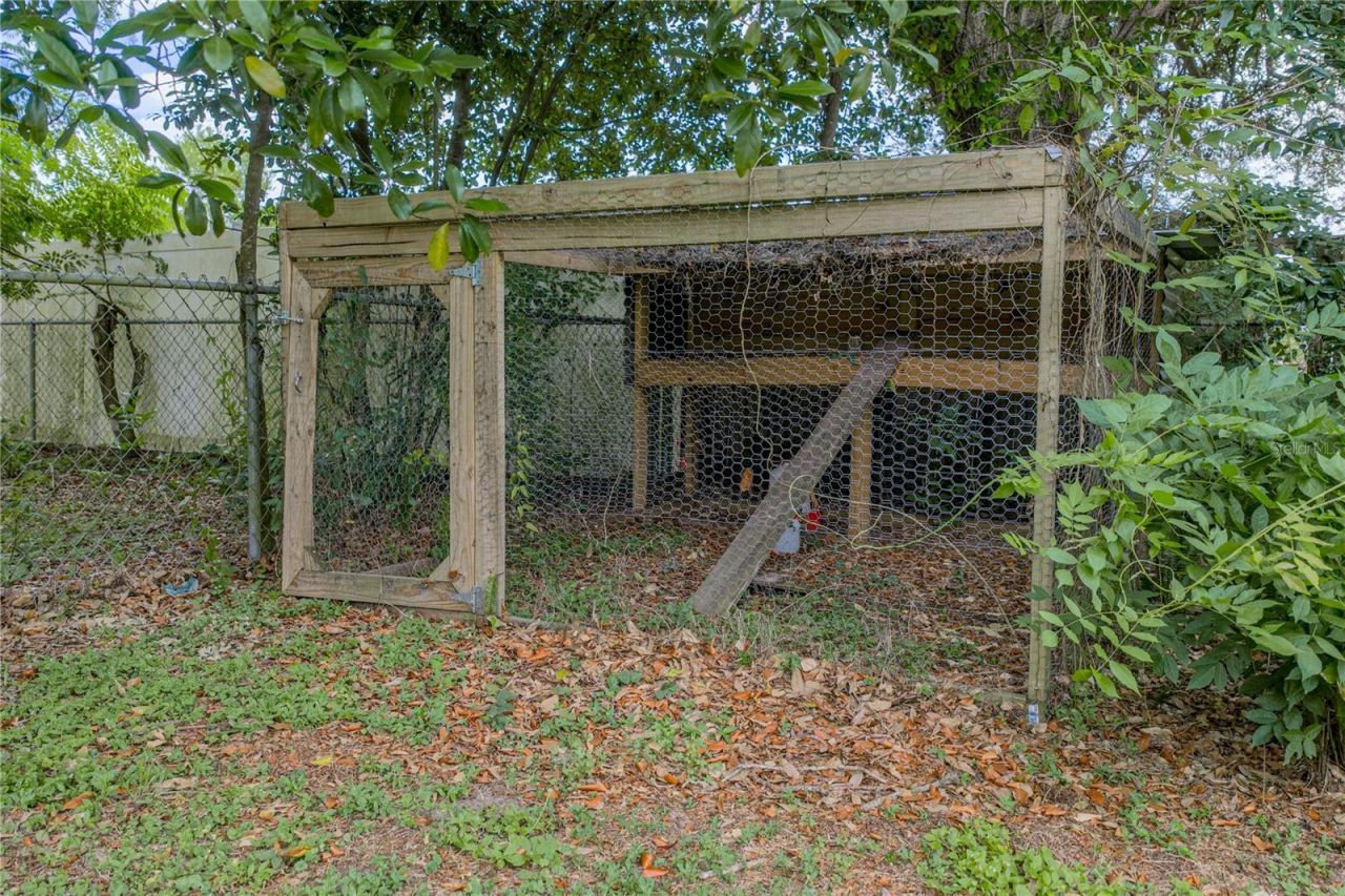 37320 Moore Drive , Dade City, FL 33525 Photo