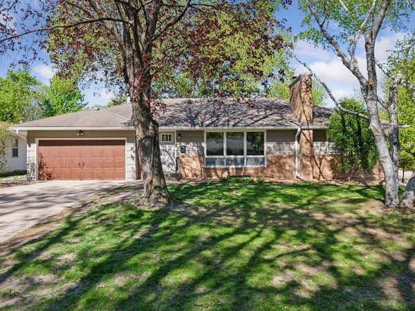 6416 Wilryan Avenue , Edina, MN 55439