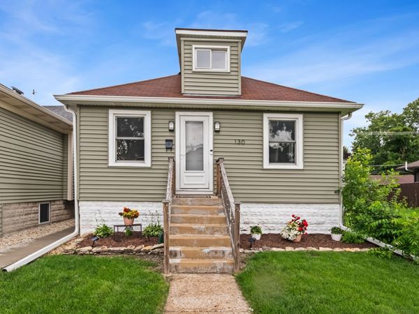130 W Burlington Avenue , Westmont, IL 60559