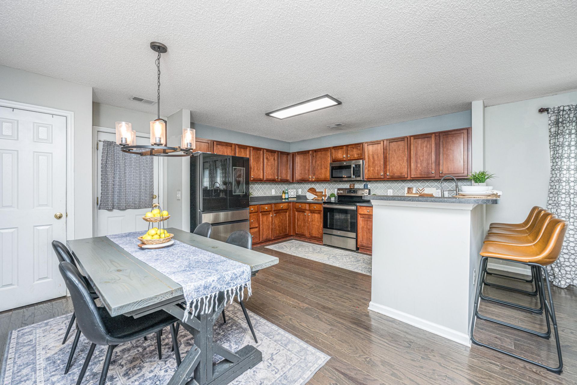 1102 Deerberry Road Photo 14