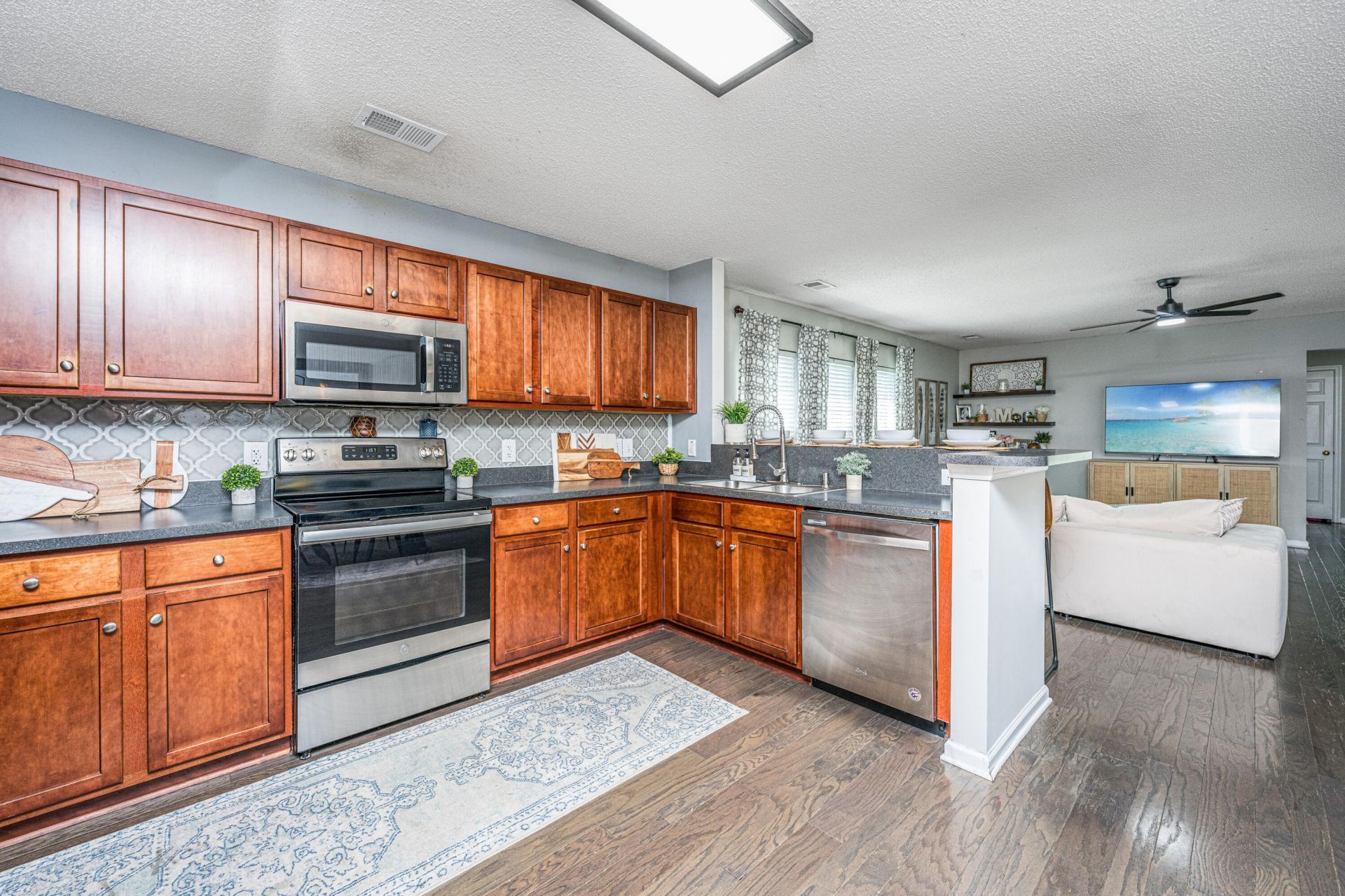 1102 Deerberry Road Photo 16