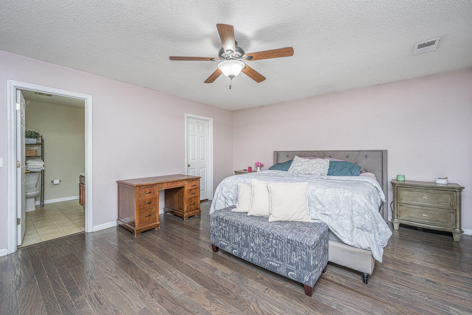 1102 Deerberry Road Photo 21