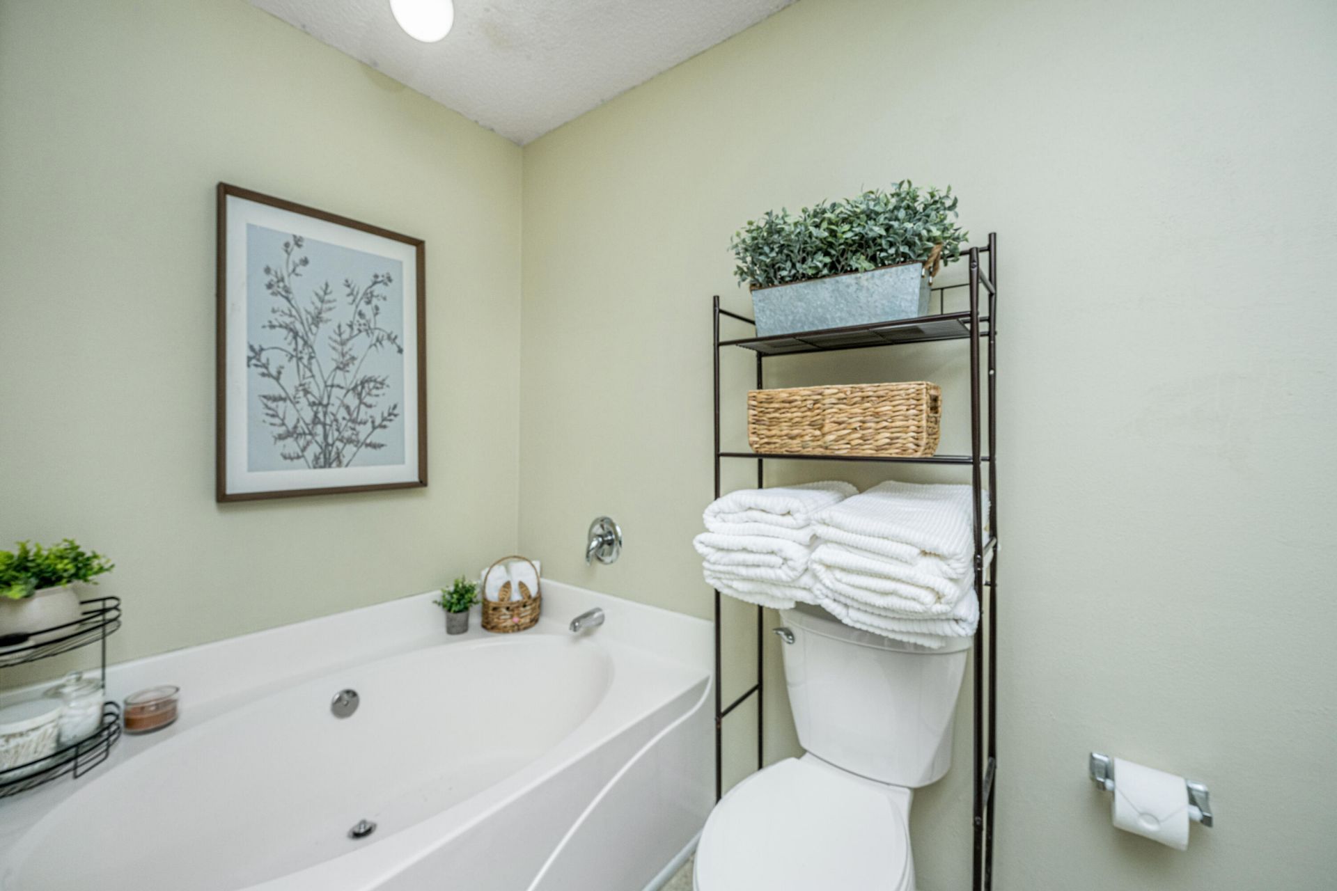1102 Deerberry Road Photo 23