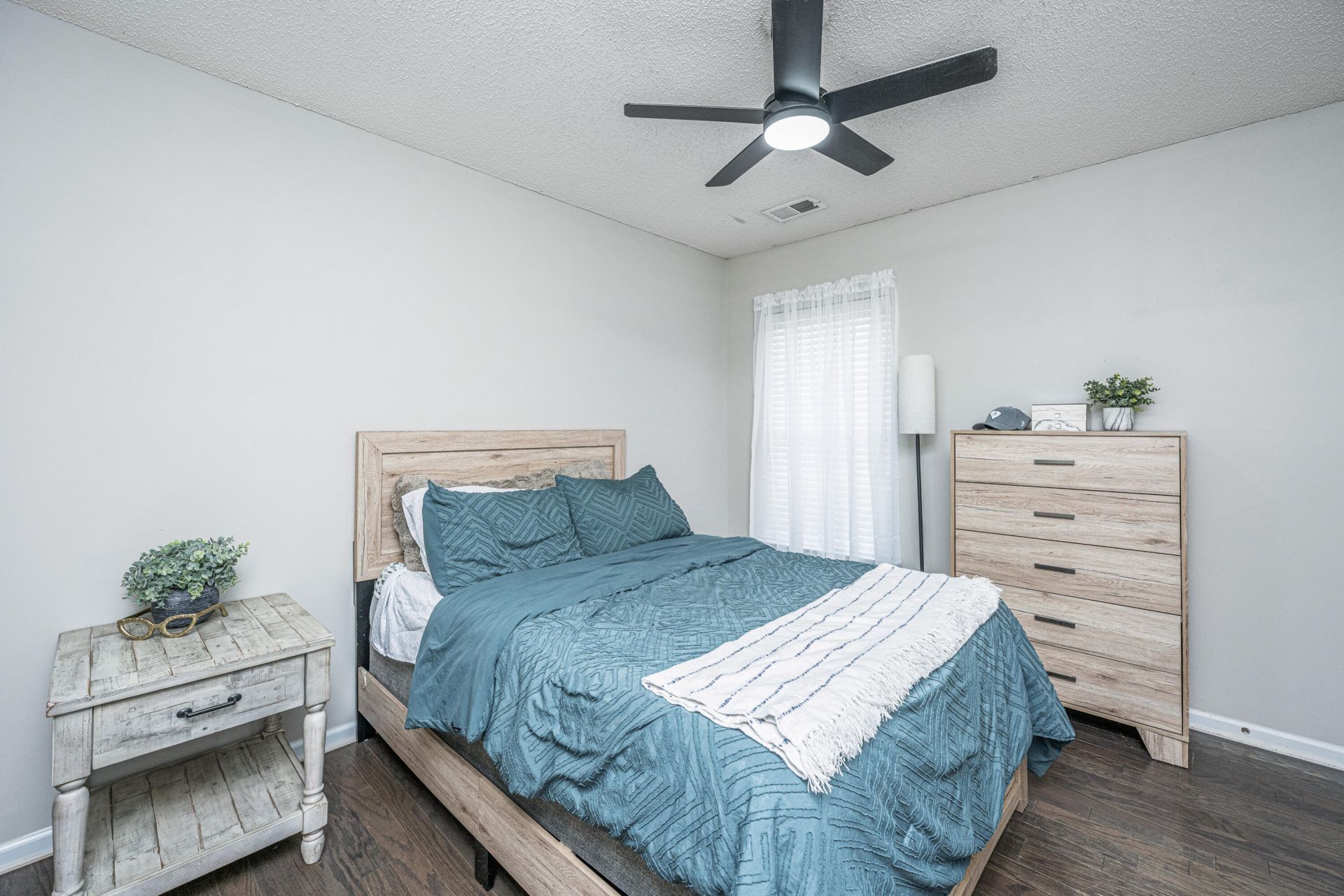 1102 Deerberry Road Photo 29