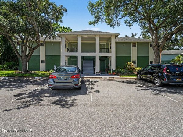 2203 Flower Tree Circle , Melbourne, FL 32935