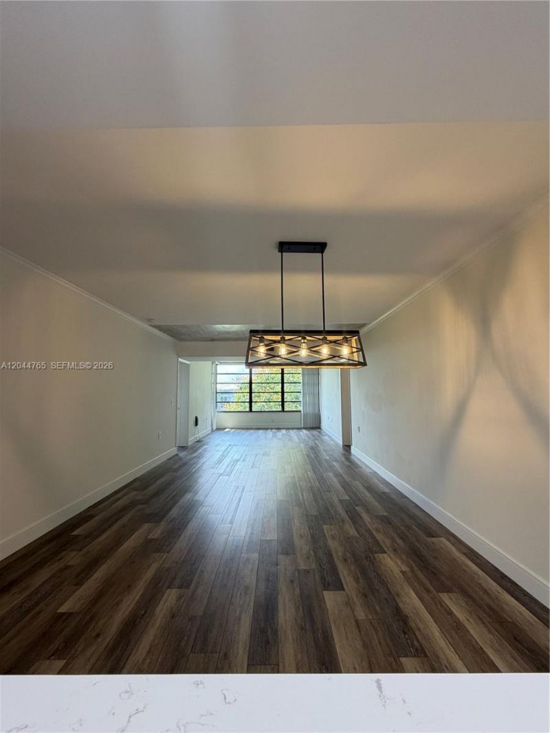 1705 Whitehall Dr, Unit 403, Davie, FL 33324 Photo
