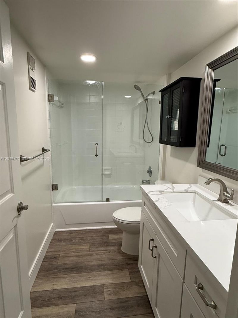 1705 Whitehall Dr, Unit 403, Davie, FL 33324 Photo