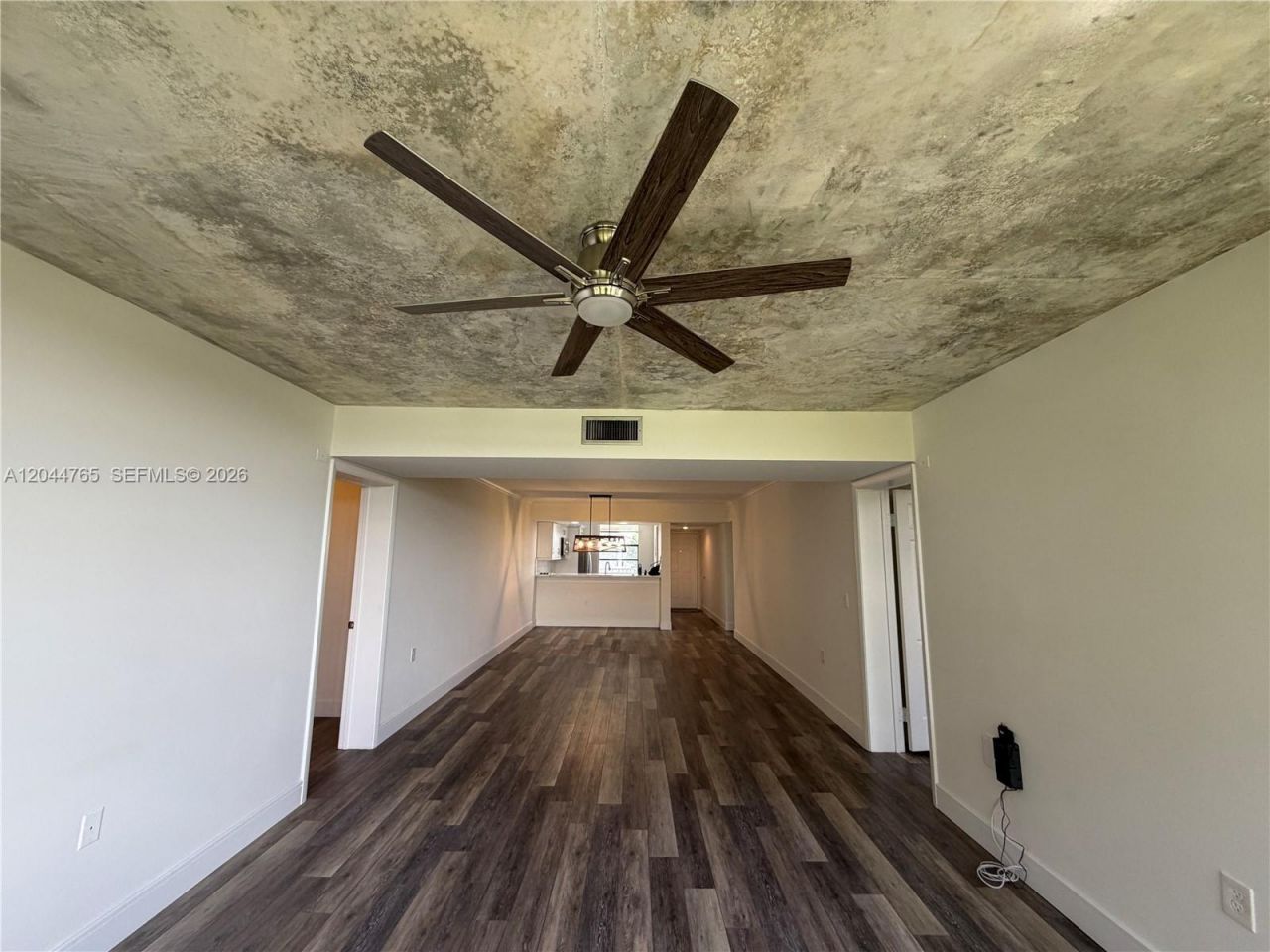 1705 Whitehall Dr, Unit 403, Davie, FL 33324 Photo