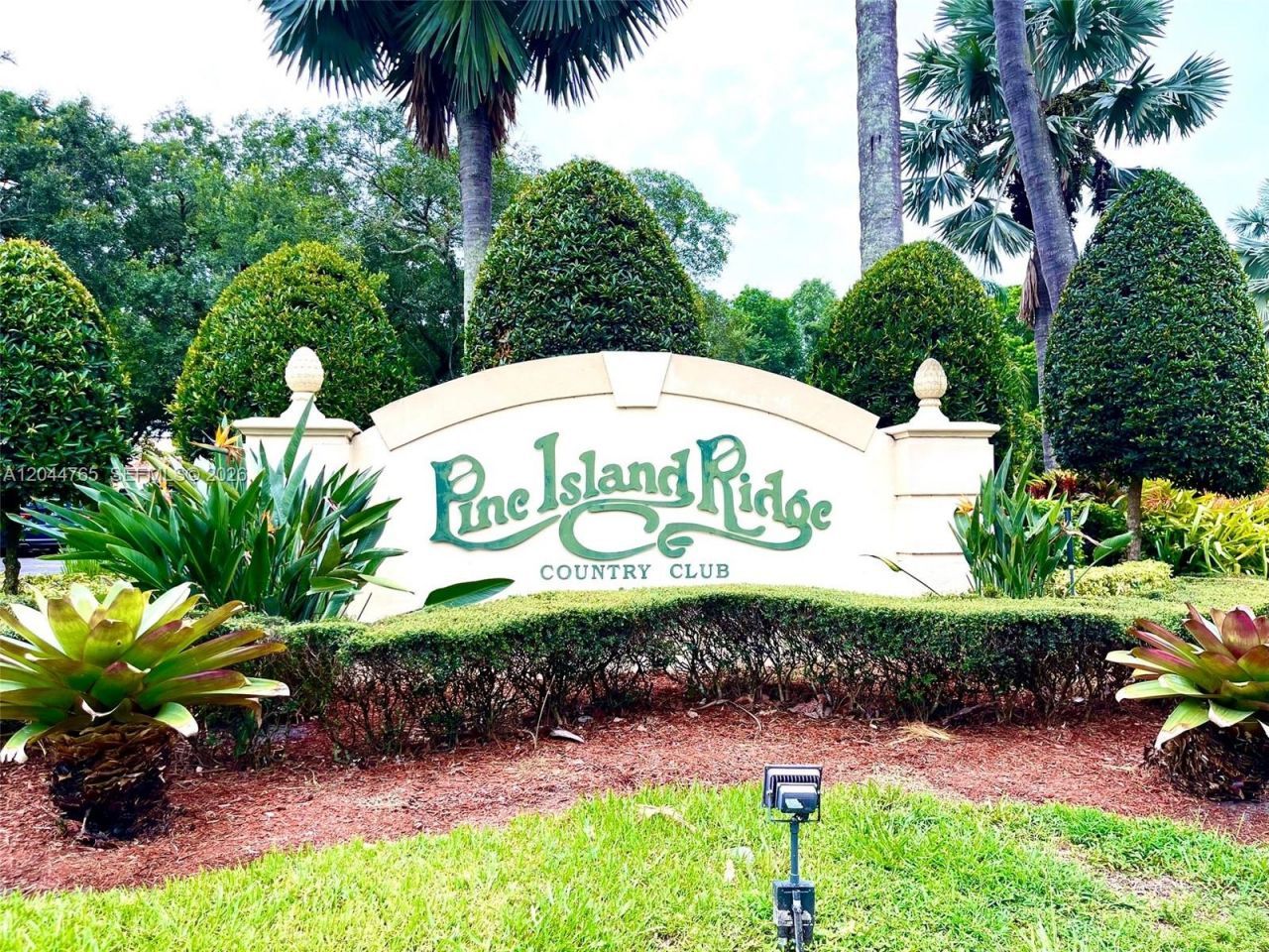 1705 Whitehall Dr, Unit 403, Davie, FL 33324 Photo