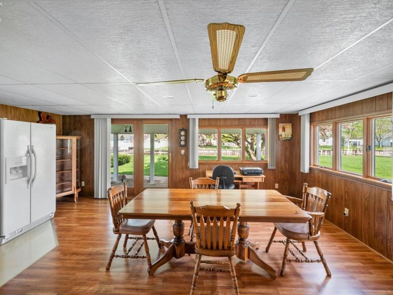 91 S Nancy Drive, Port Clinton, OH 43452 Photo 16