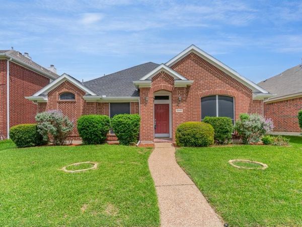 5548 Norris Drive, The Colony, TX 75056