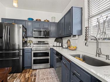 9936 Blue Bell Drive, Fort Worth, TX 76108