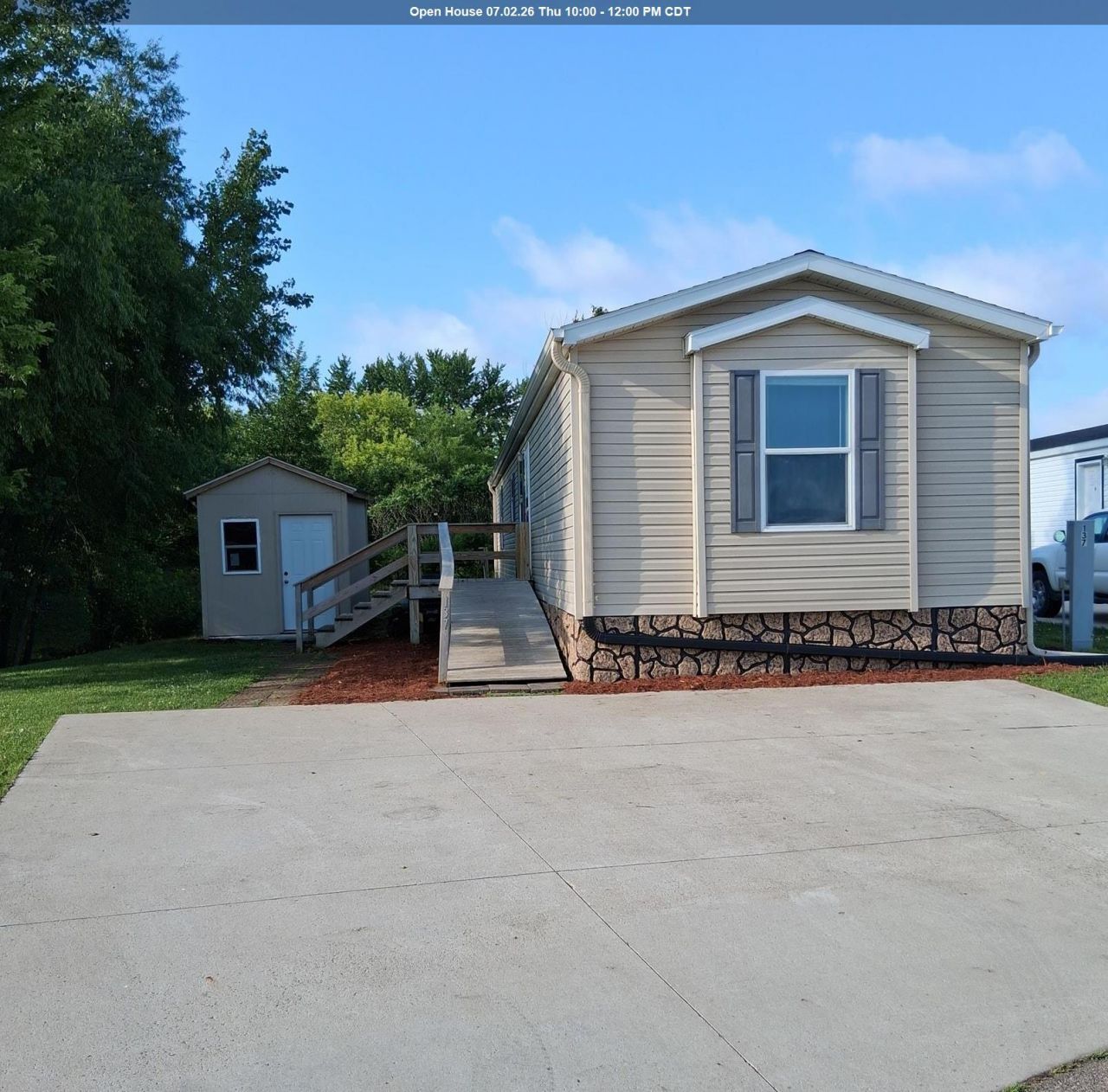 3200 Okoboji Avenue  Milford, IA 51351