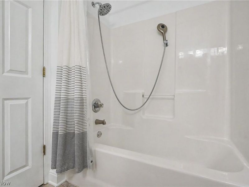 3800 Rosemont Boulevard, Unit 114B, Akron, OH 44333 Photo 21
