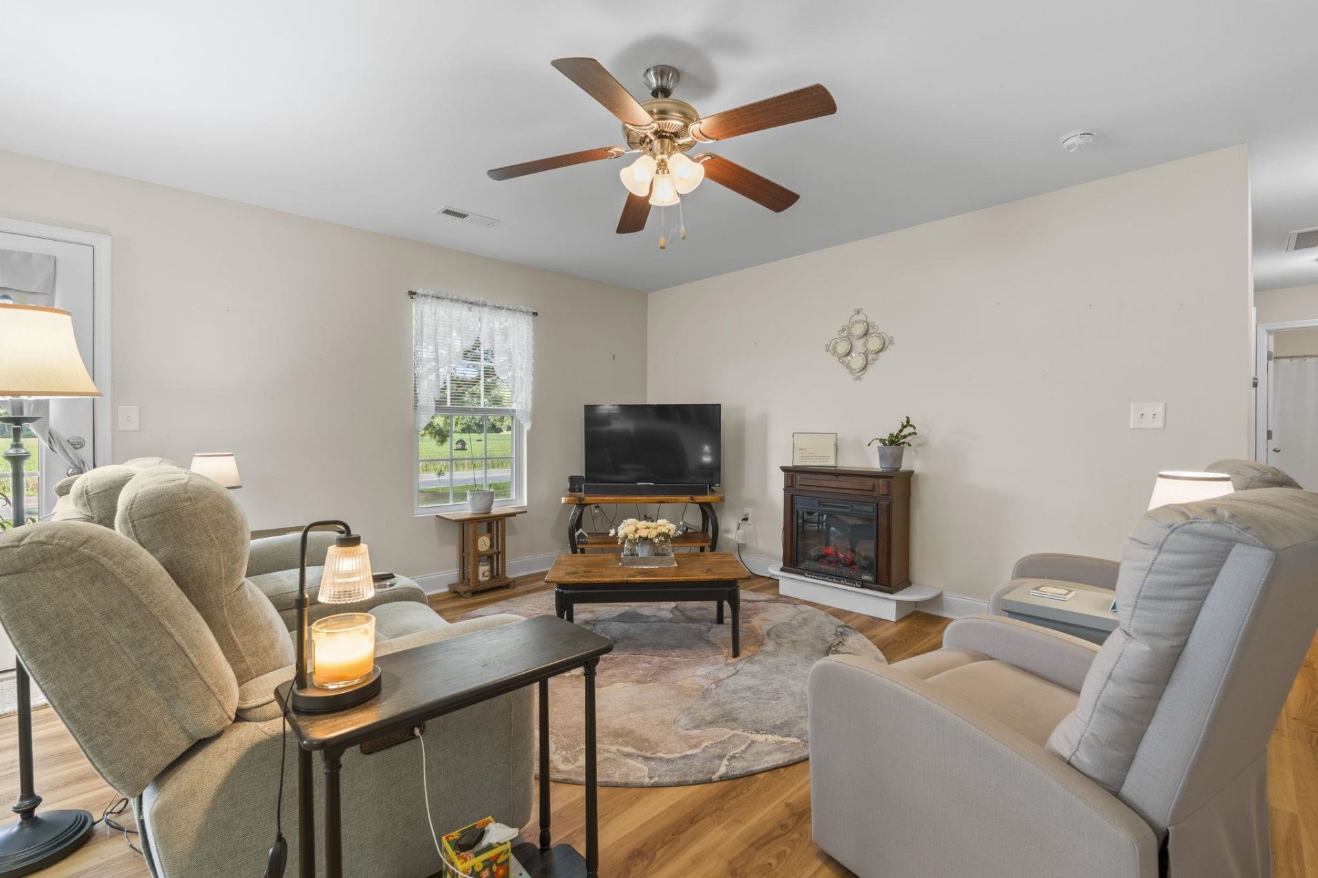 388 Blue Rock Dr.  Photo 8