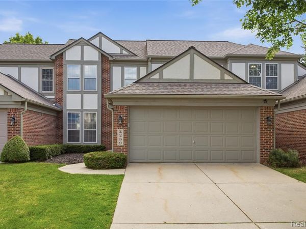 2239 Lone Wolf Lane , CANTON, MI 48188