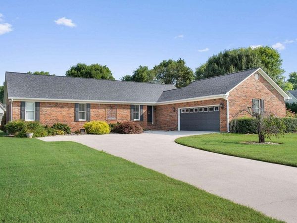 353 Cottonwood Bend NW, Cleveland, TN 37312