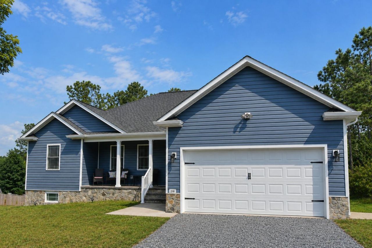 218 Mansfield Dr, Madison Heights, VA 24572 Main Photo