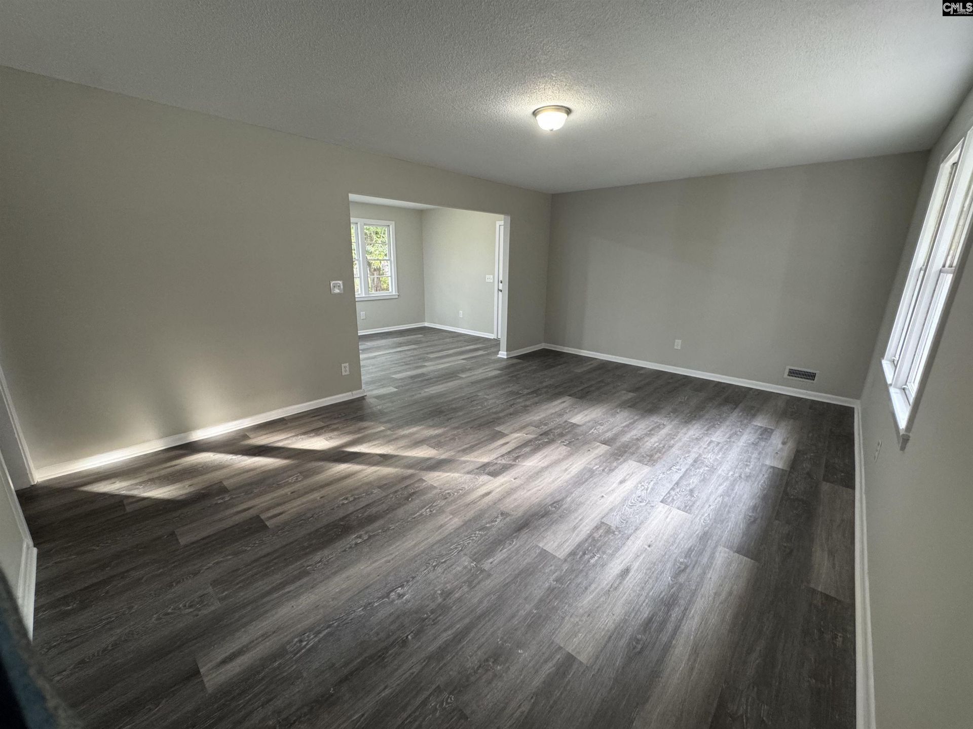 2122 Morninglo Lane  Photo 7