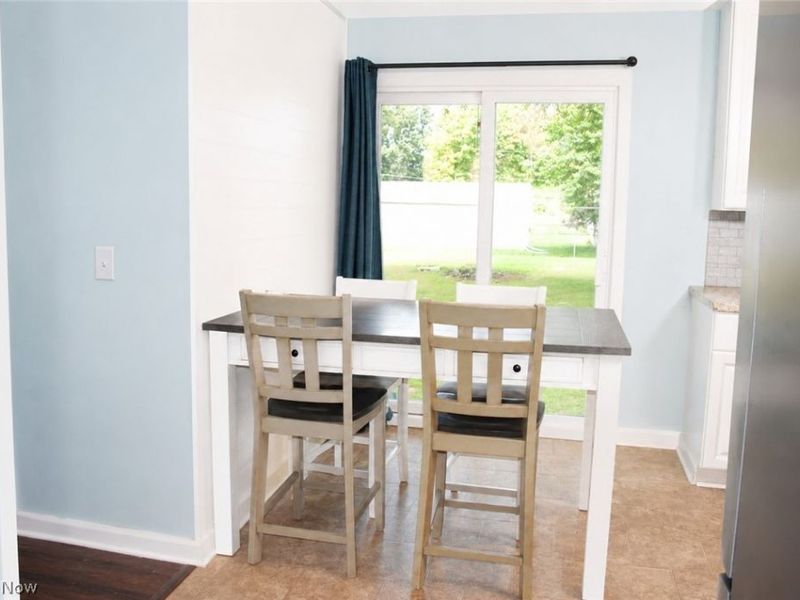 210 Oakdale Drive, South Amherst, OH 44001 Photo 8