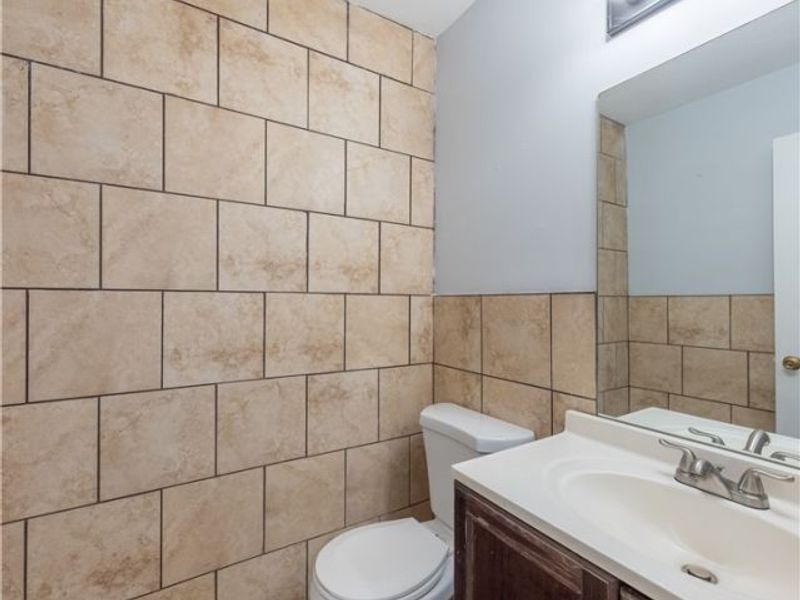 9323 Pratt Avenue, Cleveland, OH 44105 Photo 11