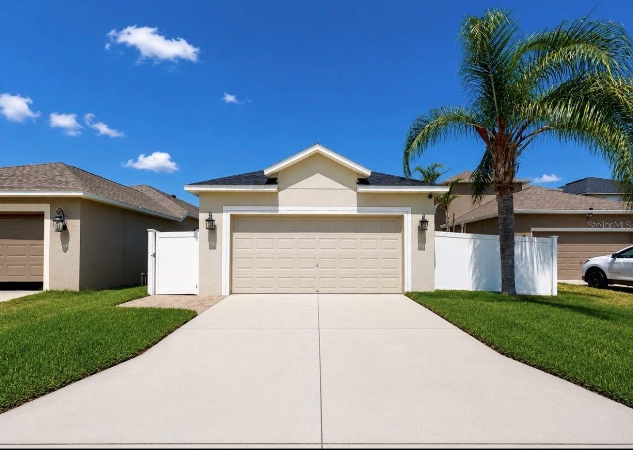 12020 Streambed Drive , Riverview, FL 33579 Photo