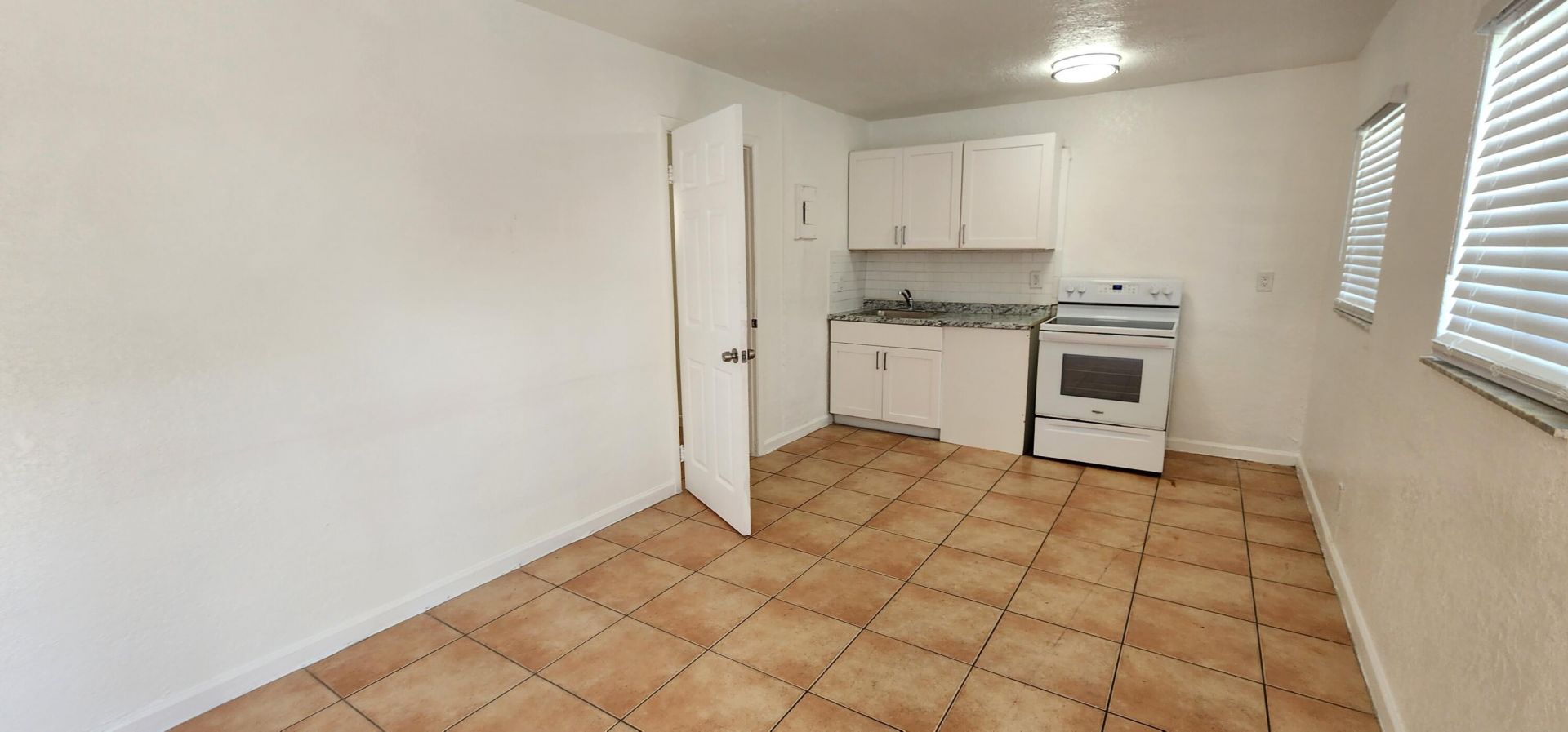 620 NW 7th Avenue, Unit 16, Pompano Beach, FL 33060 Photo