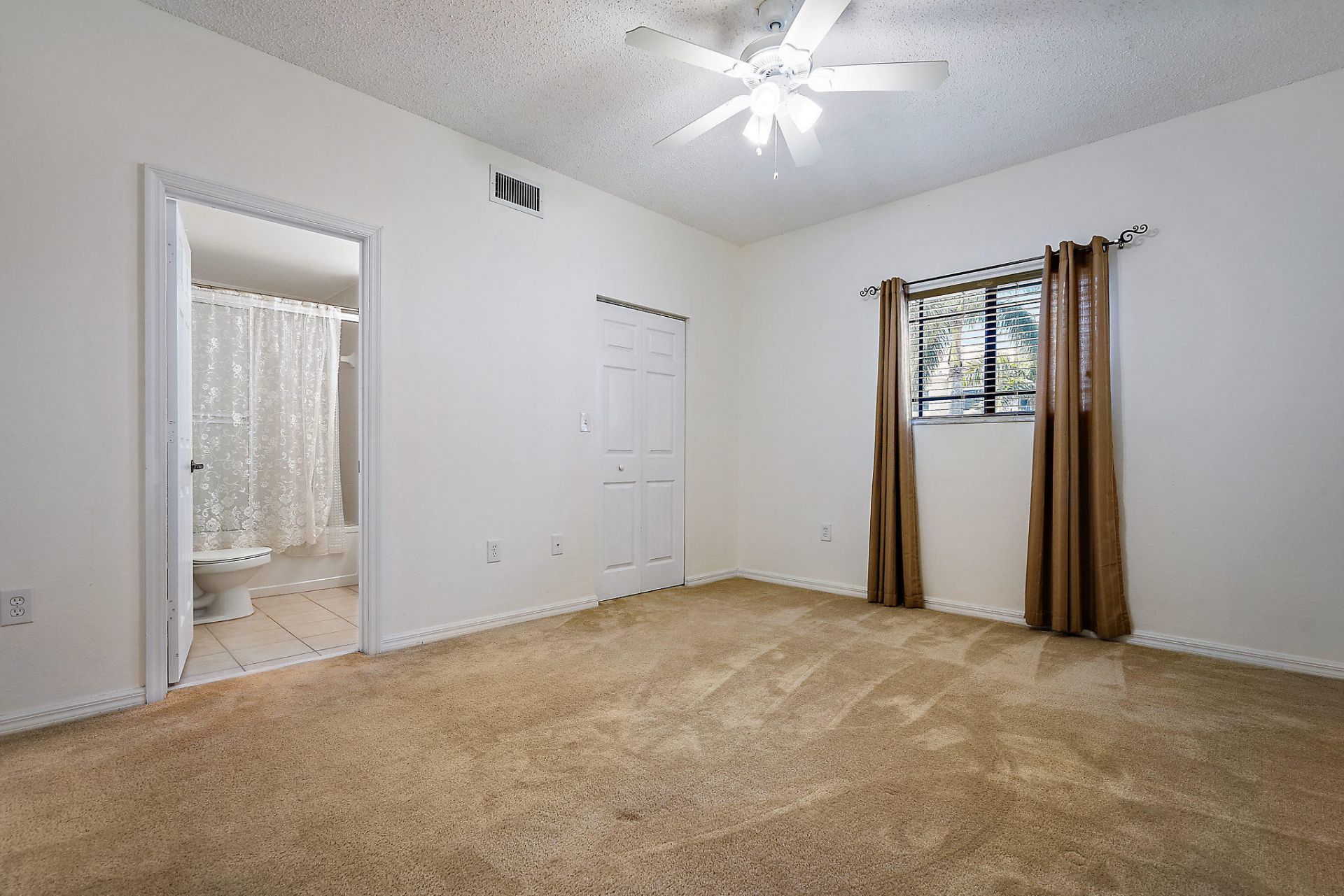 2803 Sarento Place, Unit 110, Palm Beach Gardens, FL 33410 Photo