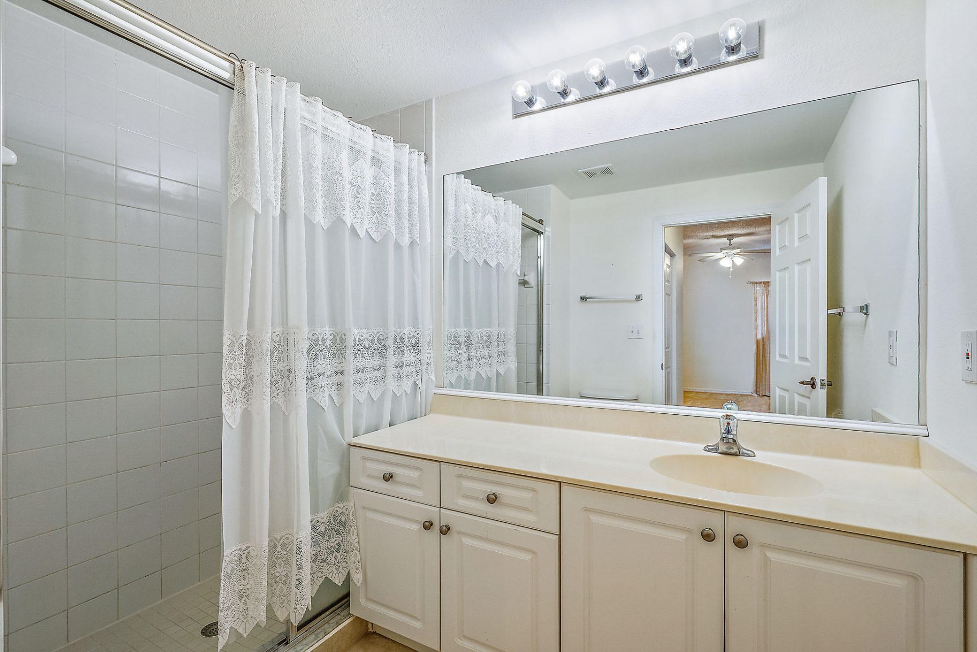 2803 Sarento Place, Unit 110, Palm Beach Gardens, FL 33410 Photo