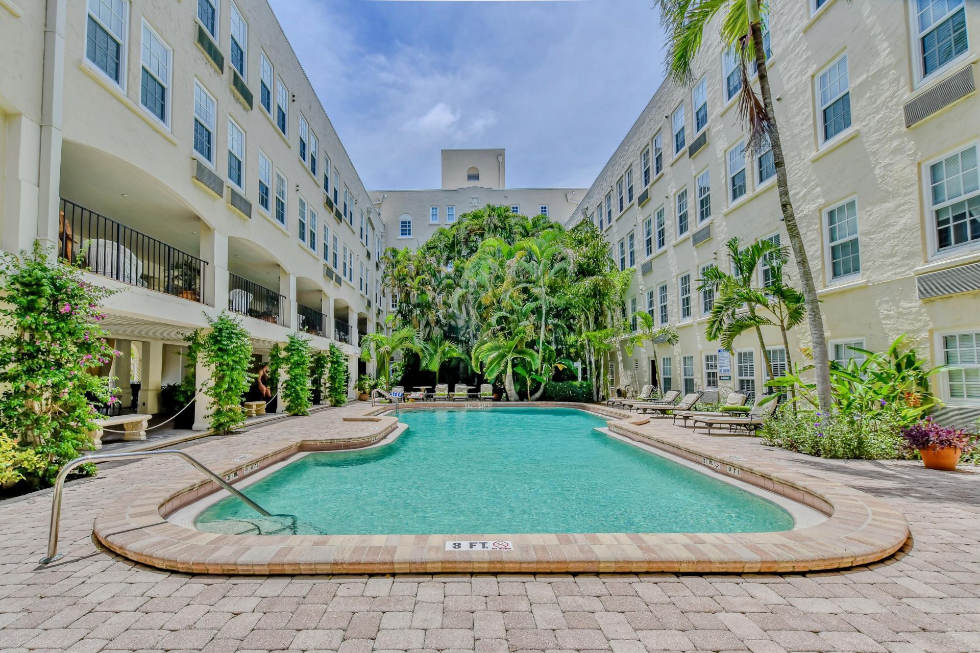 235 Sunrise Avenue, Unit 2011, Palm Beach, FL 33480 Photo